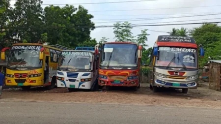চুয়াডাঙ্গায় পাঁচ রুটে অনির্দিষ্টকালের বাস ধর্মঘট, দূরপাল্লার বাস বন্ধের হুঁশিয়ারি