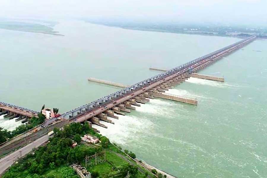 Ganga-Padma Water Sharing Agreement | River experts of Bangladesh supported India's claim on water distribution of Padma River from Farakka Barrage dgtld - Anandabazar