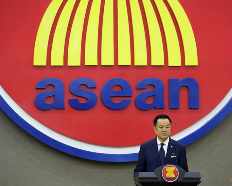 Thai PM urges 'calibrated re-engagement' with Myanmar ahead of meeting with  Min Aung Hlaing - CNA