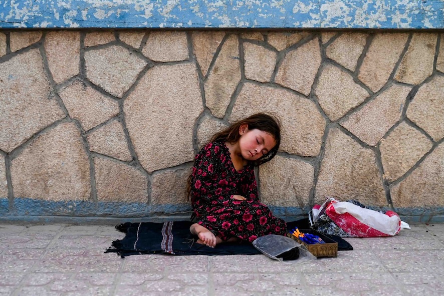Pushed to the Limits: The struggle to survive deepening poverty in Afghanistan - Afghanistan Analysts Network - English