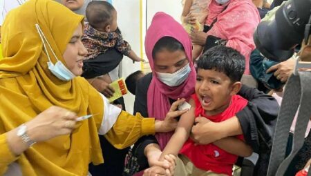 হাম প্রতিরোধে দেশে টিকাদান শুরু, লক্ষ্য বাদ পড়া শিশুরা