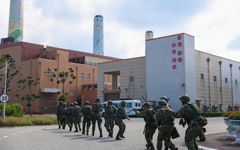 Taiwan prepares to defend front-line island from Chinese attack