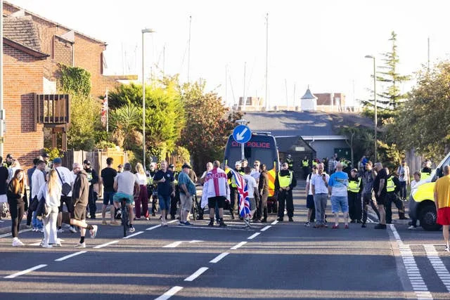 Around 50 migrants arrive in Dover after refusing French coastguard help -  Yahoo News UK