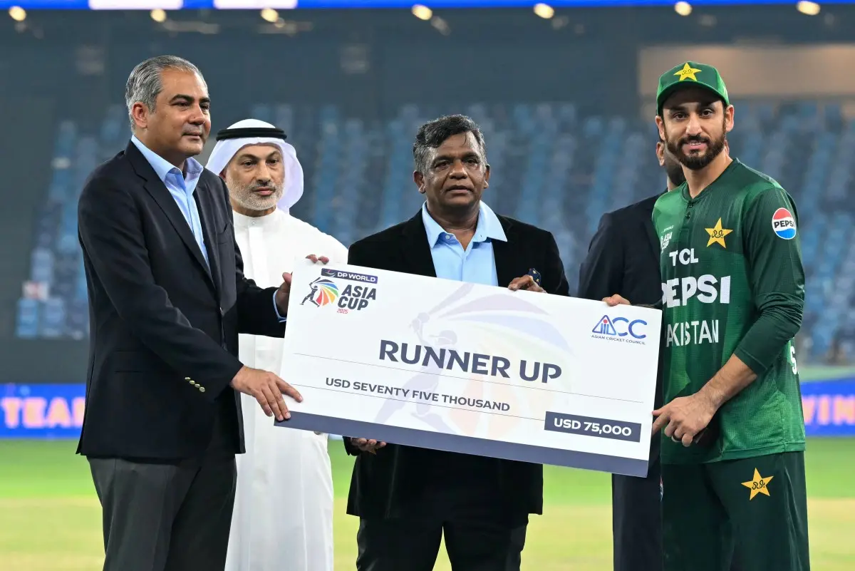 Asia Cup final showdown not the first: Five times India-Pakistan political  rivalry invaded the cricket pitch