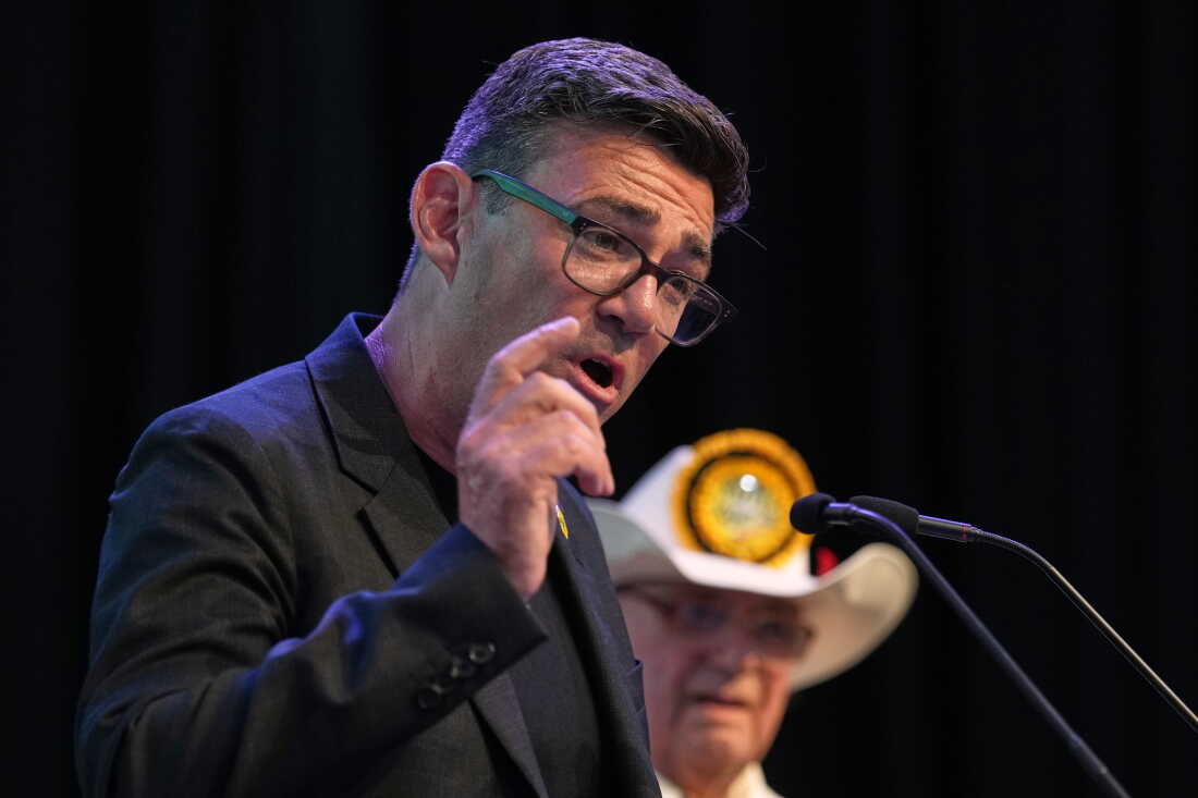 Labour's Andy Burnham wins a special election, setting up a showdown with Starmer to lead Britain : NPR