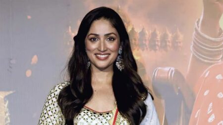 এআই দিয়ে ছবি বদল নয়, গণমাধ্যমকে অনুরোধ ইয়ামি গৌতমের