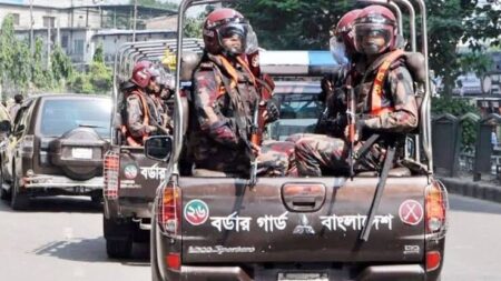 দুর্গাপূজার নিরাপত্তায় সীমান্তে ১০ হাজার বিজিবি, নজরদারিতে ২,৭২৭ মণ্ডপ