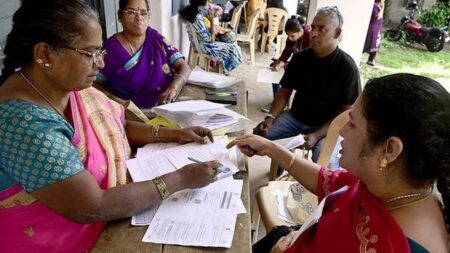 বল্লারিতে ৭,৫৬১ ভোটারের নাম বাদ দেওয়ার চেষ্টার অভিযোগ, বিজেপি নেতার বিরুদ্ধে এফআইআর