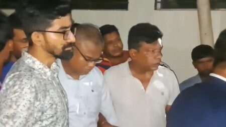 অসুস্থতার কারণে ক্যাম্পাস ছেড়েছি, সুস্থ হয়ে ফিরব: কুয়েট উপাচার্য